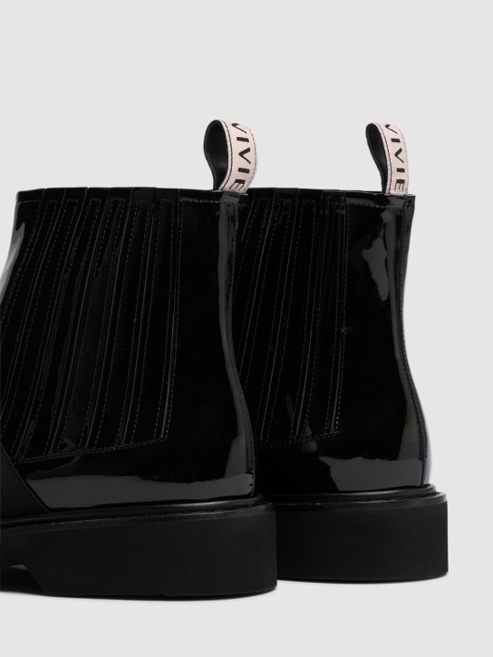 Roger Vivier: 25mm Viv Rangers patent leather boots - Black - women_4 | Luisa Via Roma