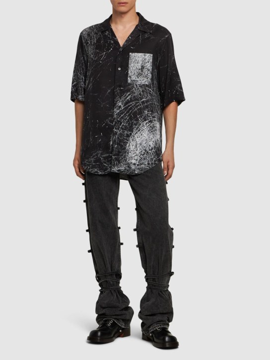 Alexander McQueen: 破碎丝网印花粘胶纤维衬衫 - 黑色 - men_1 | Luisa Via Roma