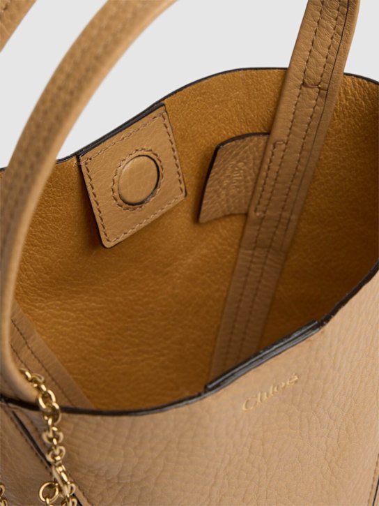 Chloé: Small Chloé grain leather tote bag - Milky Brown - women_5 | Luisa Via Roma