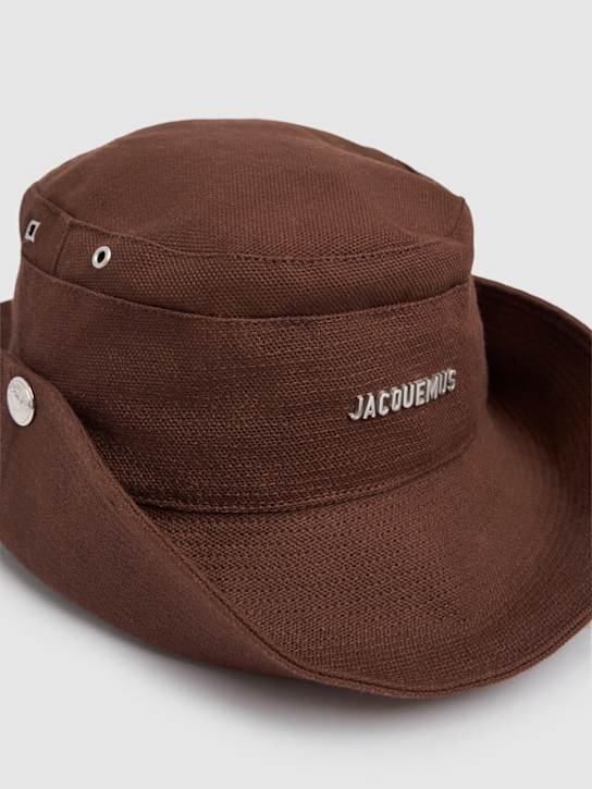 Jacquemus: Le bob de-nimes bucket hat - Brown - men_3 | Luisa Via Roma