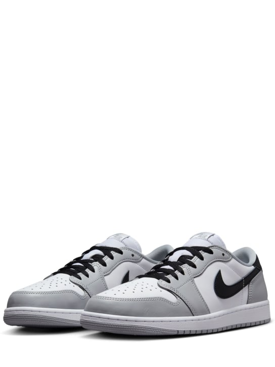 Nike: Air Jordan 1 Low OG sneakers - White/Black - women_1 | Luisa Via Roma