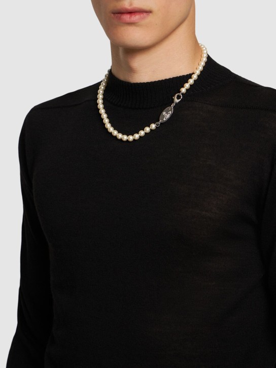 Vivienne Westwood: Man Stuart faux pearl necklace - men_1 | Luisa Via Roma