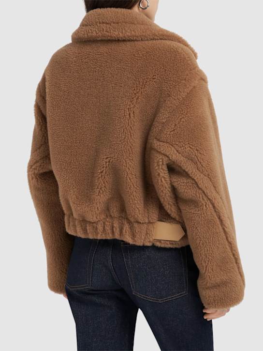 Max Mara: Gardone teddy short coat - Camel - women_3 | Luisa Via Roma