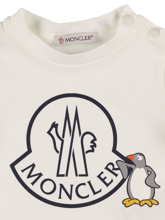 Moncler: T-Shirt aus Baumwollmischjersey mit Logo - Silk White - kids-boys_1 | Luisa Via Roma