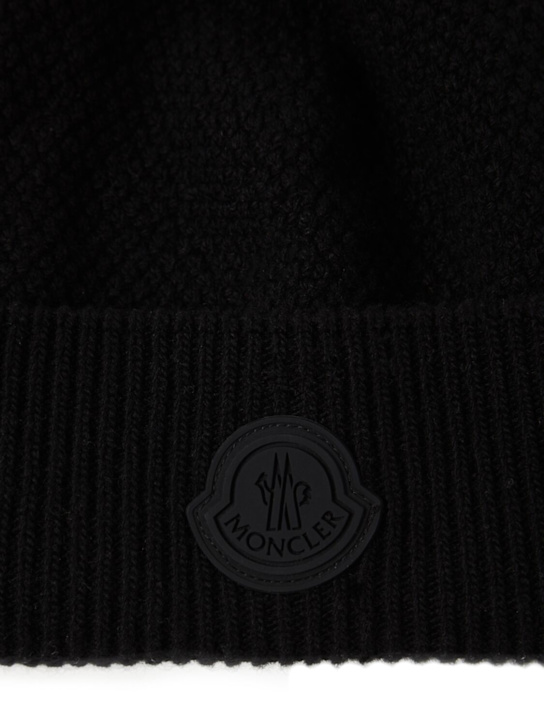 Moncler: Logo carded wool beanie - men_2 | Luisa Via Roma