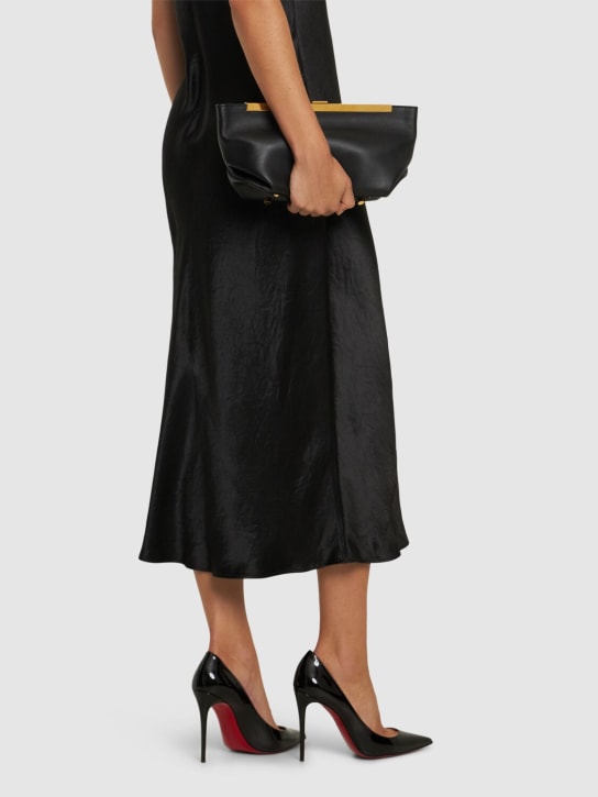 Christian Louboutin: 100mm Kate patent leather pumps - women_1 | Luisa Via Roma