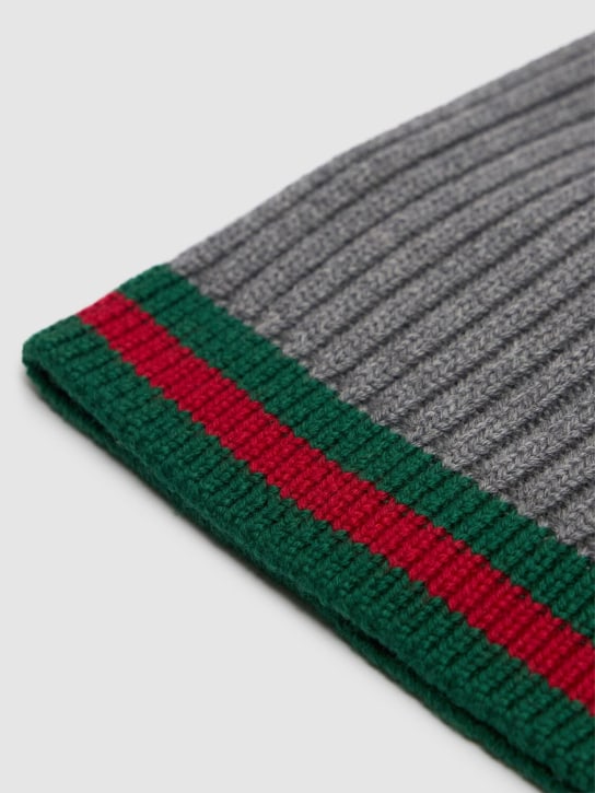 Gucci: Webbing wool beanie - Graphite - kids-boys_1 | Luisa Via Roma