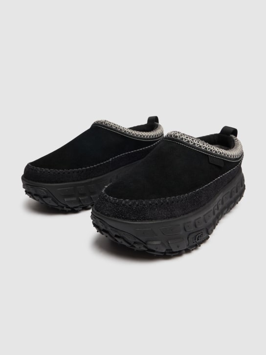 Ugg: Ventur Daze suede slip-on loafers - Black - men_1 | Luisa Via Roma