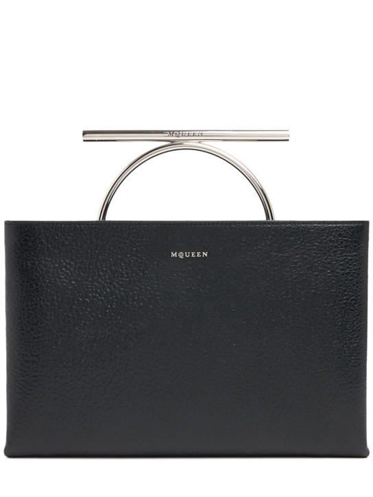 Alexander McQueen: Pochette en cuir grainé Cross Bar - Noir - women_0 | Luisa Via Roma