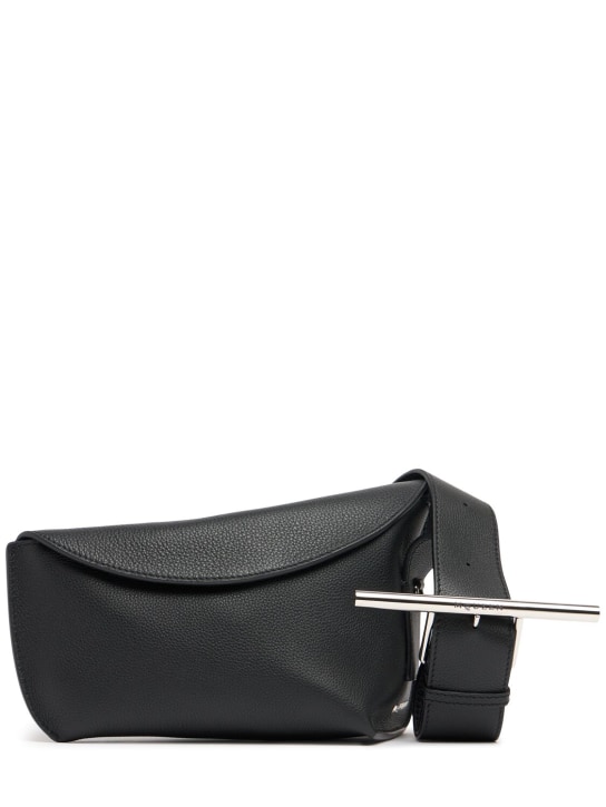 Alexander McQueen: Sling leather shoulder bag - Black - women_0 | Luisa Via Roma