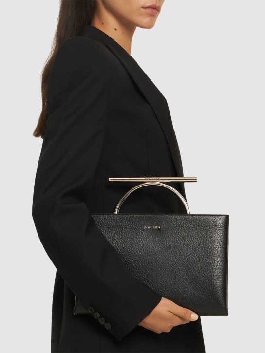 Alexander McQueen: Cross Bar grainy leather clutch - Black - women_1 | Luisa Via Roma