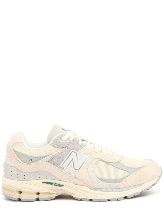 New Balance: 2002 sneakers - men_0 | Luisa Via Roma