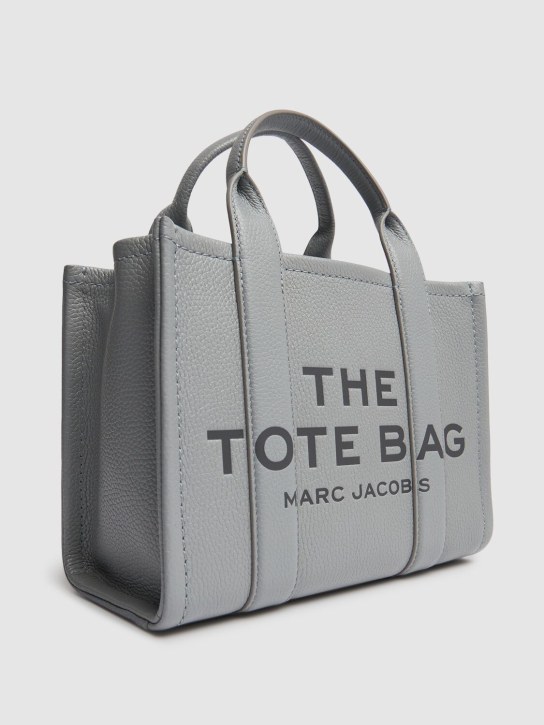 Marc Jacobs: Borsa The Small Tote in pelle - Wolf Grey - women_1 | Luisa Via Roma