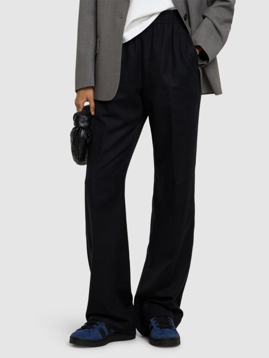 adidas Originals: Campus 00s スニーカー - women_1 | Luisa Via Roma