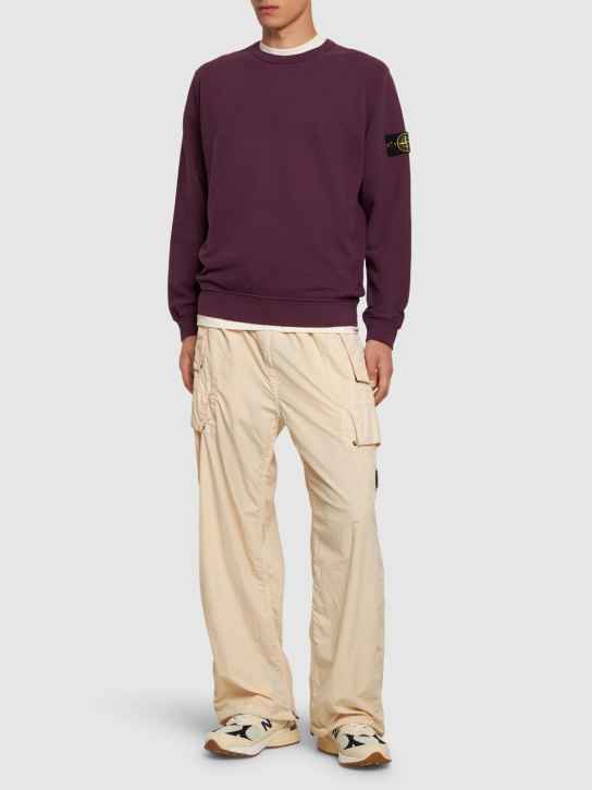 Stone Island: Crewneck sweatshirt - Dunkelburgunder - men_1 | Luisa Via Roma