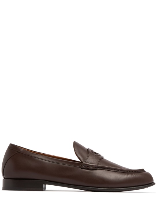 Valentino Garavani: Lederloafer mit Vlogo - Fondant - men_0 | Luisa Via Roma