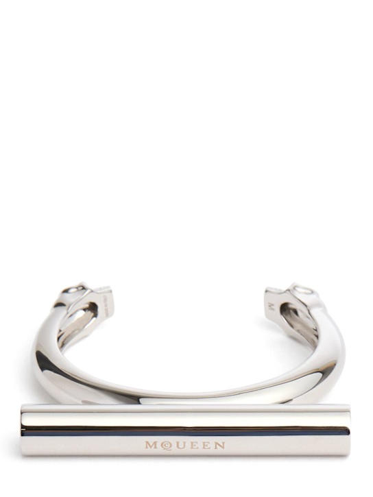 Alexander McQueen: Messingarmband „Cross Bar“ - Silber - women_0 | Luisa Via Roma