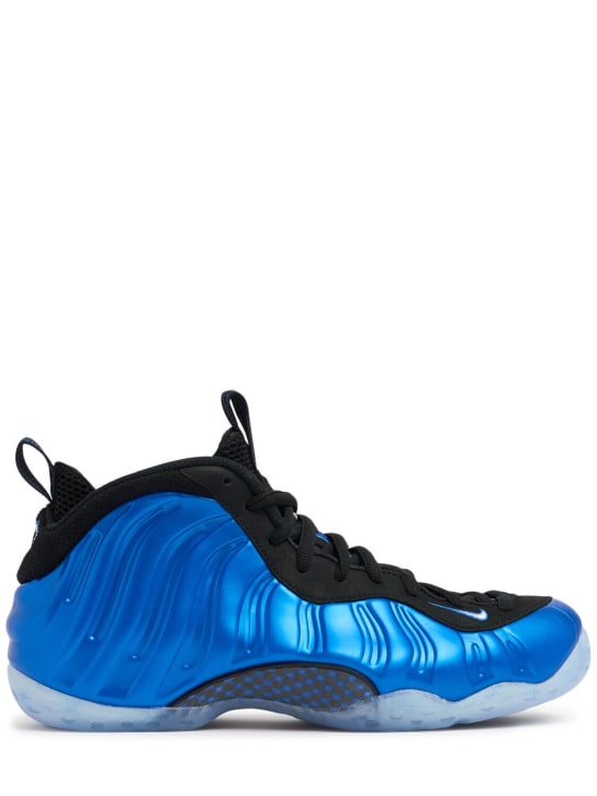 Nike: Nike Air Foamposite One sneakers - Neon Royal - men_0 | Luisa Via Roma