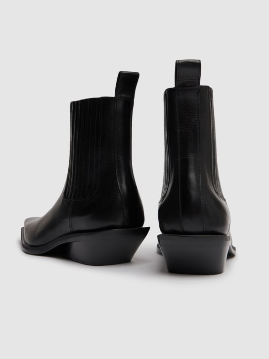 Ann Demeulemeester: Harper medium heel pointy Chelsea boots - men_4 | Luisa Via Roma
