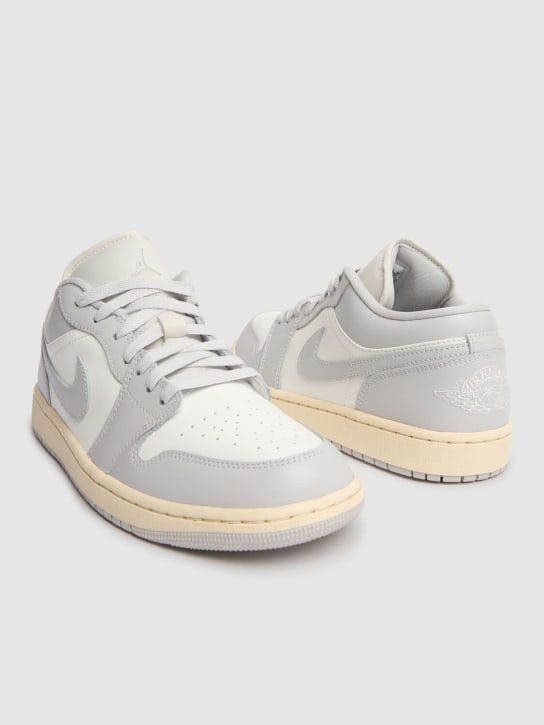 Nike: Sneakers Air Jordan 1 - women_1 | Luisa Via Roma