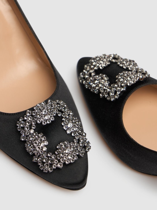 Manolo Blahnik: 70毫米Hangisi绸缎高跟鞋 - 黑色 - women_3 | Luisa Via Roma