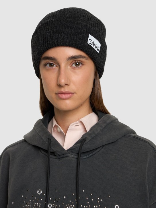 GANNI: Light wool blend rib knit beanie - women_1 | Luisa Via Roma