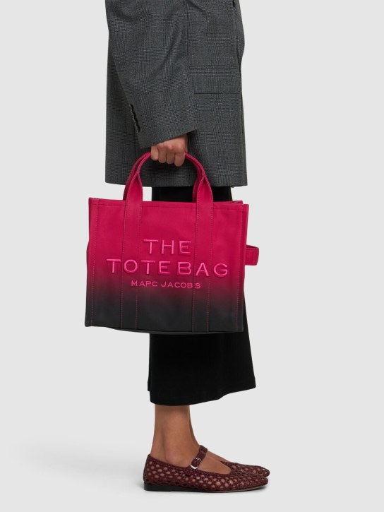 Marc Jacobs: Borsa The Medium Tote in tela - women_1 | Luisa Via Roma