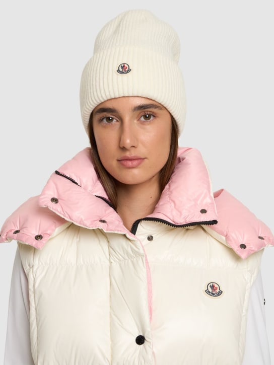 Moncler: 经编针织初剪羊毛便帽 - women_1 | Luisa Via Roma