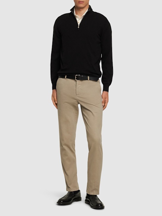 Kiton: Pantaloni chino in misto cotone - Sabbia - men_1 | Luisa Via Roma