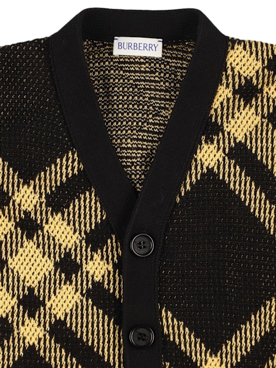 Burberry: Cardigan in maglia di cotone check - kids-girls_1 | Luisa Via Roma