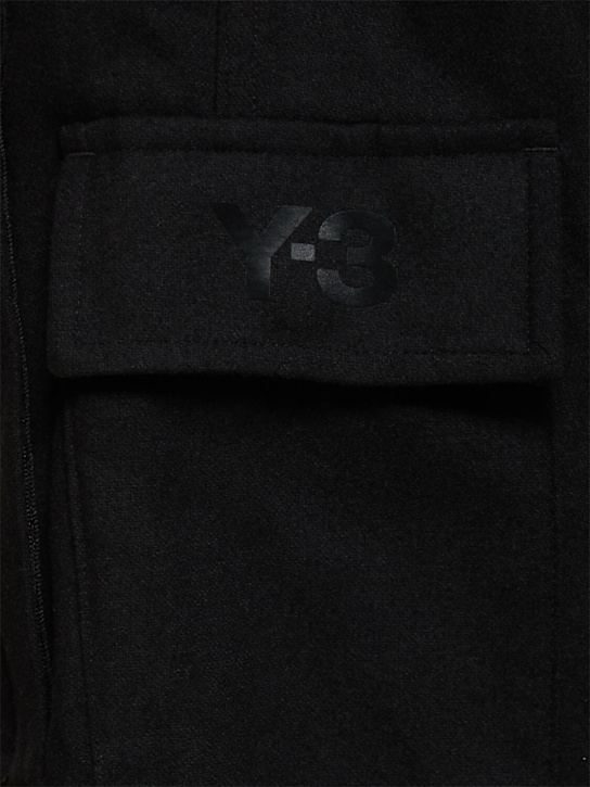 Y-3: Wool blend flannel cargo pants w/belt - men_3 | Luisa Via Roma