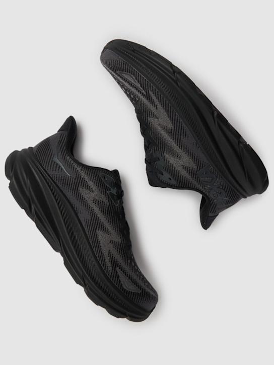 Hoka: Clifton 9 running sneakers - Black - men_2 | Luisa Via Roma