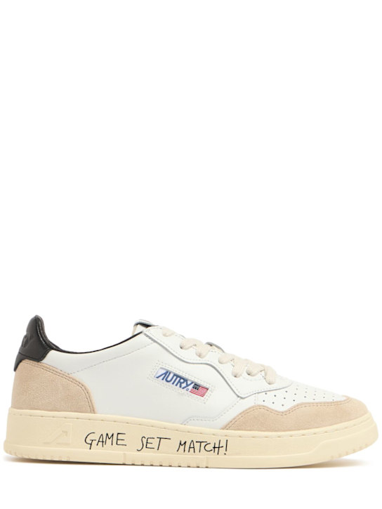 Autry: Medalist Low sneakers - Wht Blk - men_0 | Luisa Via Roma