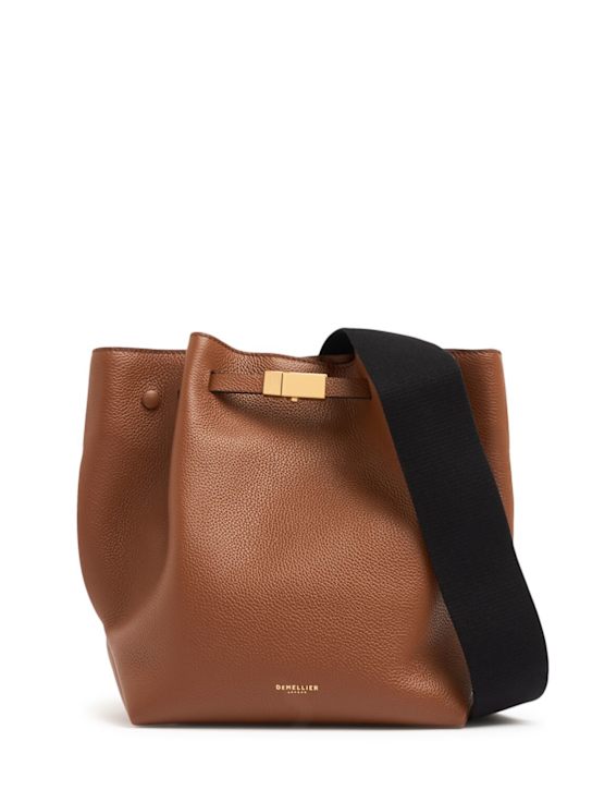 DeMellier: New York grain leather bucket bag - women_0 | Luisa Via Roma