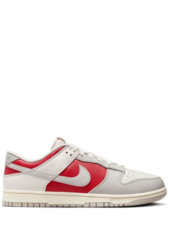 Nike: Sneakers "Dunk Low Retro“ - men_0 | Luisa Via Roma