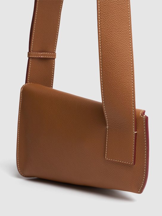 McQueen: McQueen T-Bar sling单肩包 - Pecan - women_4 | Luisa Via Roma