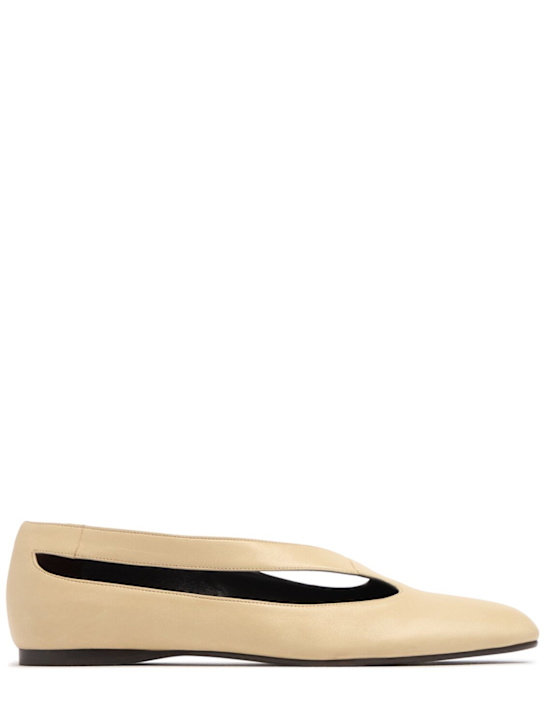 Khaite: 10mm Diana leather ballerina - Sand - women_0 | Luisa Via Roma