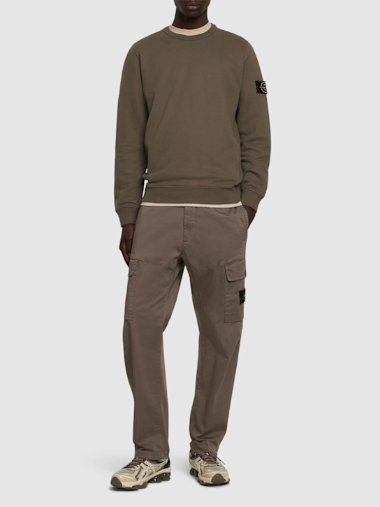 Stone Island: Stretch cotton cargo pants - men_1 | Luisa Via Roma