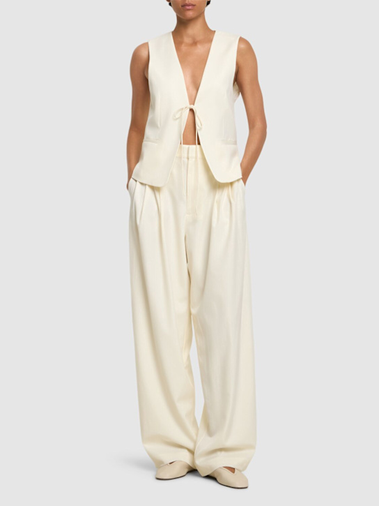 St. Agni: Adjustable pleated wool pants - White - women_1 | Luisa Via Roma