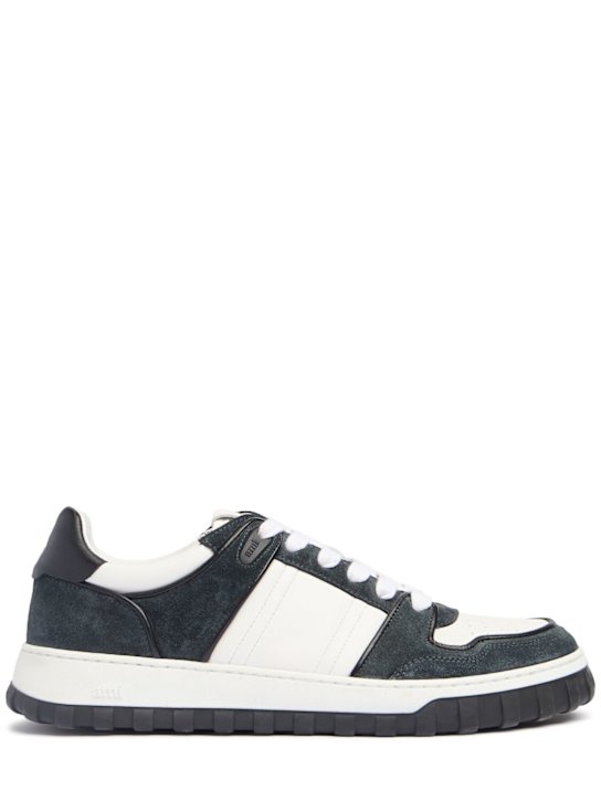 AMI Paris: Low top leather sneakers - White/Black/101 - men_0 | Luisa Via Roma