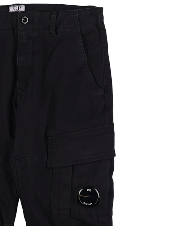 C.P. Company: Cotton blend cargo pants - kids-boys_1 | Luisa Via Roma