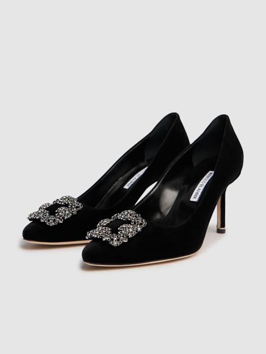 Manolo Blahnik: 70毫米“HANGISI”天鹅绒高跟鞋 - 黑色 - women_2 | Luisa Via Roma