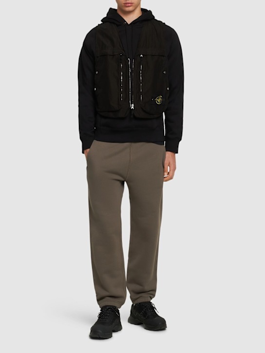 Stone Island: Sweatpants - 胡桃色 - men_1 | Luisa Via Roma