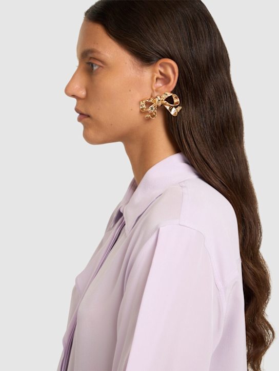 Self-portrait: Bow stud earrings - women_1 | Luisa Via Roma
