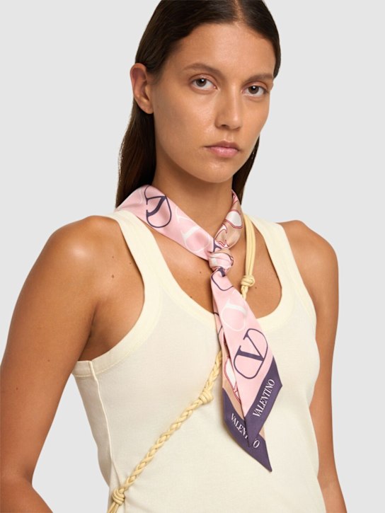 Valentino Garavani: Vlogo Signature silk scarf - Kalmia - women_1 | Luisa Via Roma