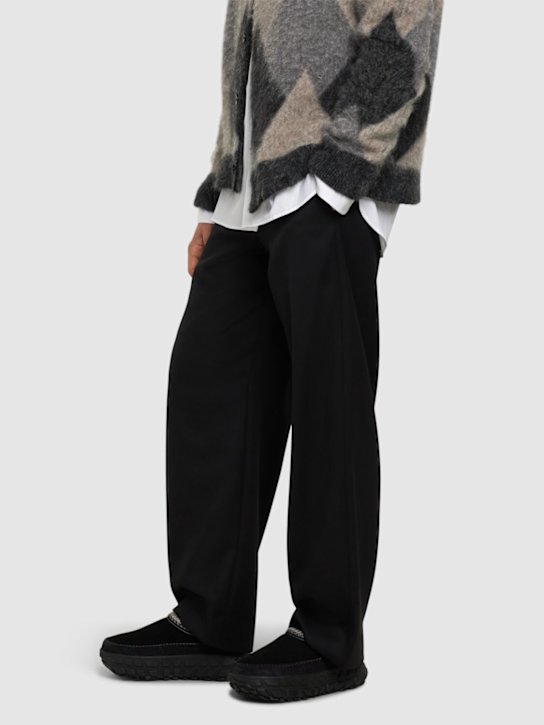 Ugg: Ventur Daze suede slip-on loafers - men_1 | Luisa Via Roma