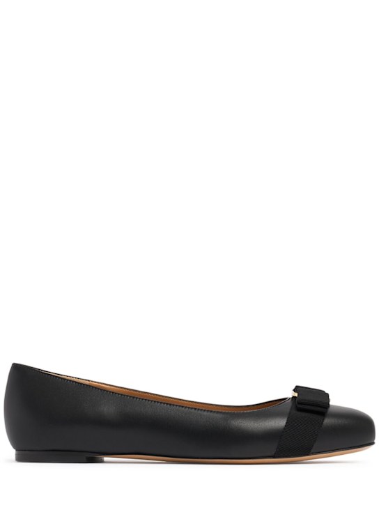 Ferragamo: 10mm Varina soft leather ballerina flats - Black - women_0 | Luisa Via Roma