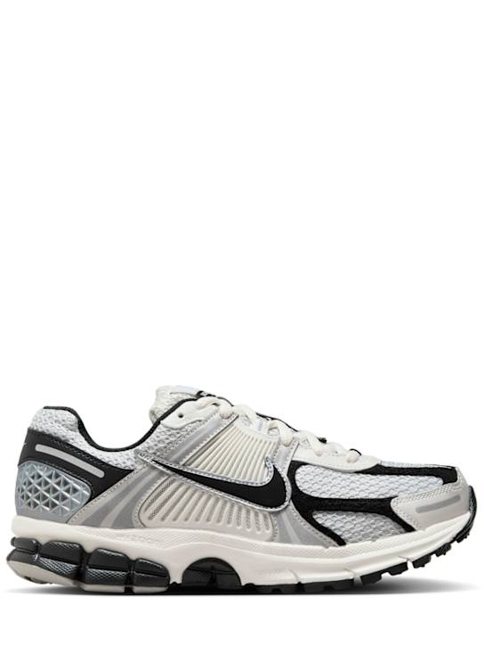 Nike: Sneakers Zoom Vomero 5 - women_0 | Luisa Via Roma