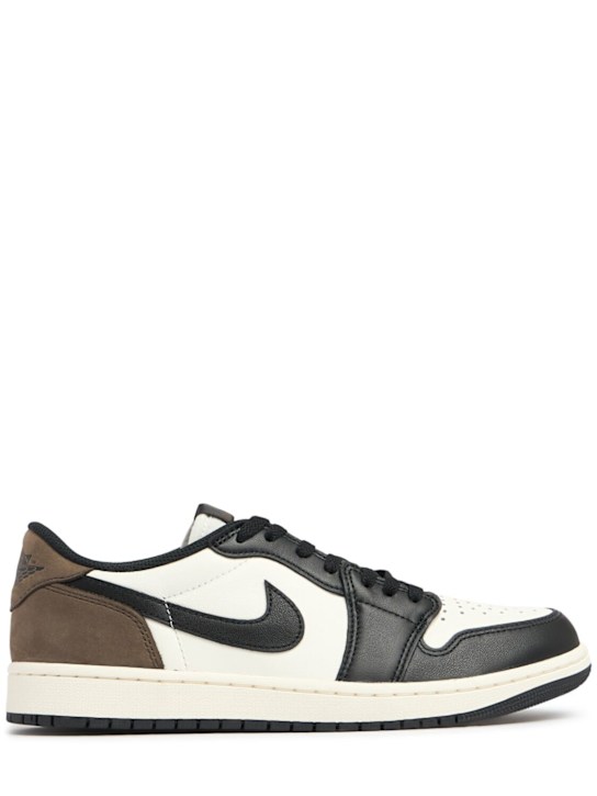 Nike: Air Jordan 1 Low OG sneakers - Sail/Black - women_0 | Luisa Via Roma