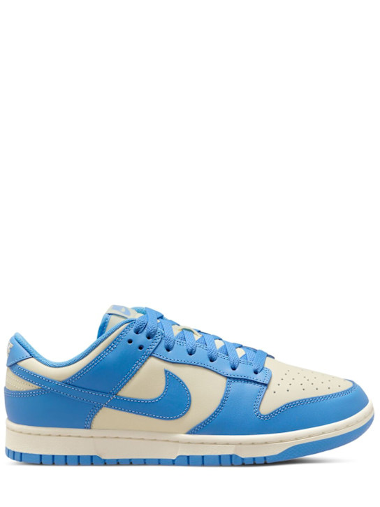 Nike: Sneakers "Dunk Low Retro“ - women_0 | Luisa Via Roma